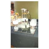 6 GLASSES & PITCHER W/ CARRIER SET