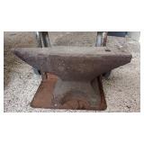 HEAVY OLD ANVIL..