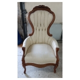 WALNUT VICTORIAN STYLE PARLOR CHAIR..