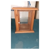TABLE TOP DISPLAY CASE