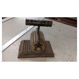 OLD CAST IRON PLEATER..