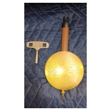 HAS KEY & PENDULUM..