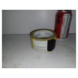 Roulette de tape neuve