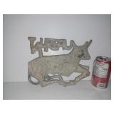 Plaque taureau en métal