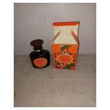 Bouteille de parfum neuve