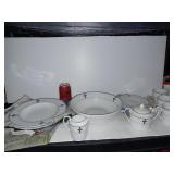 14 Morceaux de vaisselle