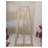 Petit chevalet en bois