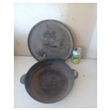 Chaudron et couvert en fonte