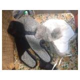 2 Chapeaux neuf