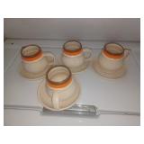 Ensemble 4 tasses et soucoupes