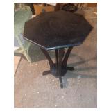 Petite table