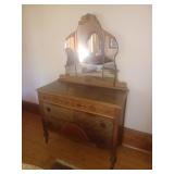 Bureau avec miroir 44'' x 19'' x 36''