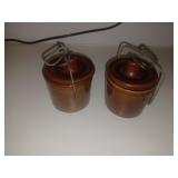 2 Pots