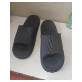 Sandale Gr.12 comme neuve