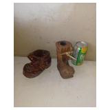 2 Bottes, 1 en bois et 1 en porcelaine