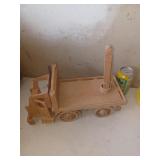 Camion en bois