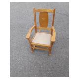 Chaise berï¿½ante en bois pour enfant