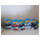 5 Hot Wheels