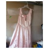 Robe Gr. 3 neuve
