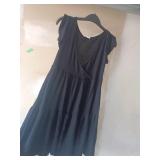 Robe Gr. M neuve