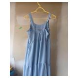Robe Gr. M neuve