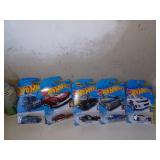 5 Hot Wheels