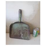 Porte poussiï¿½re en mï¿½tal