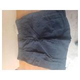 Short Gr. 36, neuve