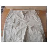 Short Gr. 36, neuve