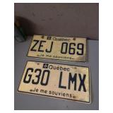 2 Plaques