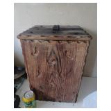 Coffre en bois