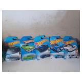5 Hot Wheels