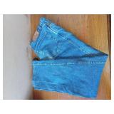 Jeans Gr. 33