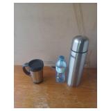 Thermos et tasse en inox