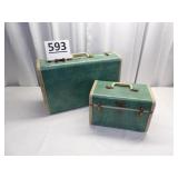 Vintage Samonite Luggage - Green 2 Pieces