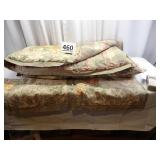 Reversible Queen Bed Spread w/Pillow Shams