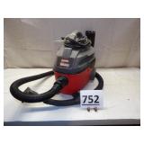 Craftsman Clean n Carry 4 Gal Vac