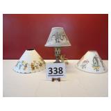 Dresser Lamp w/ Extra Shades