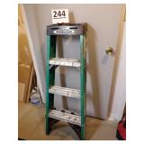 Werner 4ft. Fibertglass Ladder 225 lb.