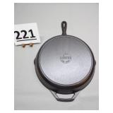 Lodge 10" Cast Iron Skillet