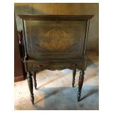 31X17X48 GRAND RAPIDS COMPANY SECRETARY DESK