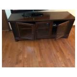 62x20x25 TV stand