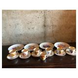 Vintage Bavaria porcelain teacups and saucers