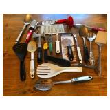 Mixing Bowls & Baking Prep Supplies