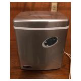 Emerson ice maker