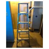 Aluminum Step Ladder