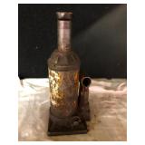 Hydraulic Floor Jack