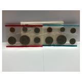1977 P and D Mint Set 2 Ikes