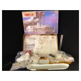 Lindberg Robert E Lee Steamboat Kit 1/163