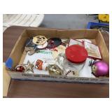 Assorted Christmas Ornaments - Cling Dï¿½cor